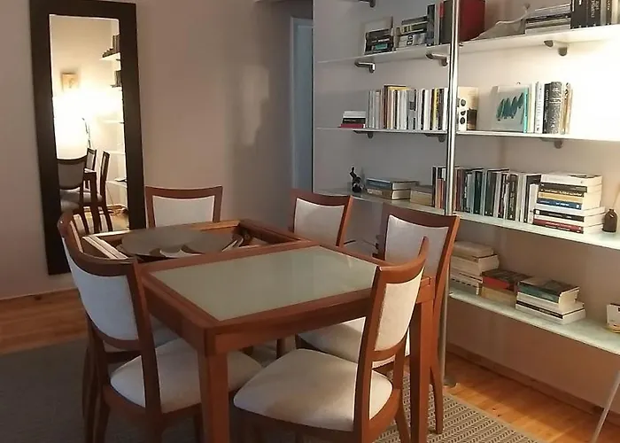 Comfy Flat סלוניקי